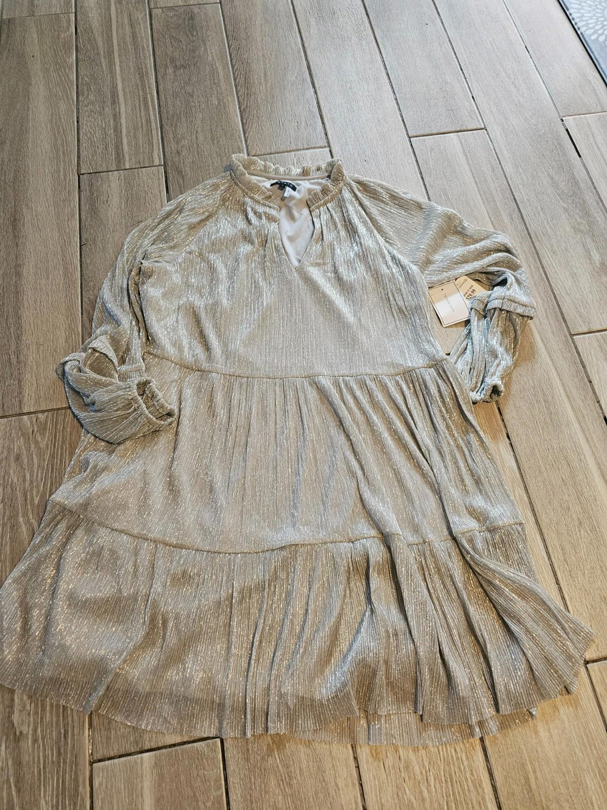 1.STATE Metallic Silver Tiered Long Sleeve Mini Dress – Women’s Large