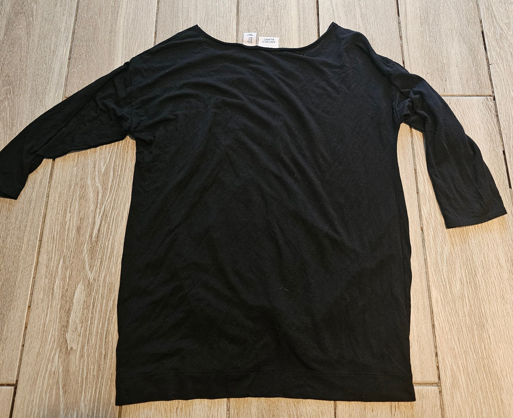 Antibes Blanc – Black Twist-Front 3/4 Sleeve Top – Size Small