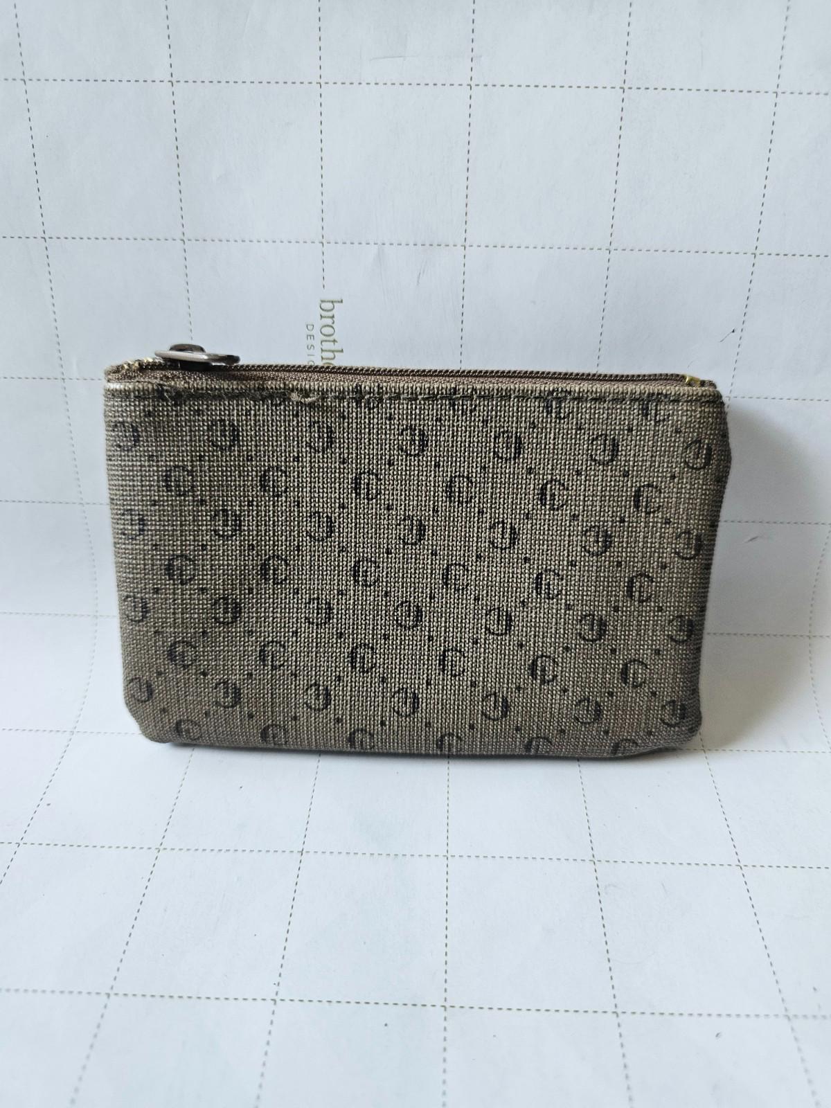 Unbranded Brown Men's Zipper Pouch - The Ultimate Pocket Sidekick