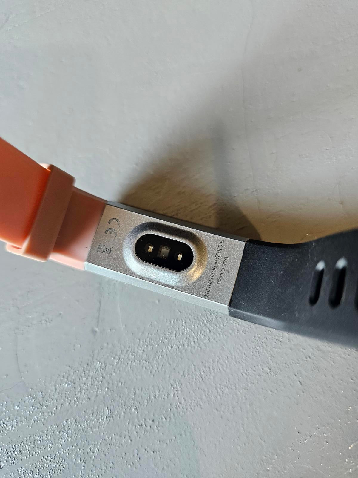 Fitbit Alta HR Fitness Tracker Black/Pink Band No Charger Untested