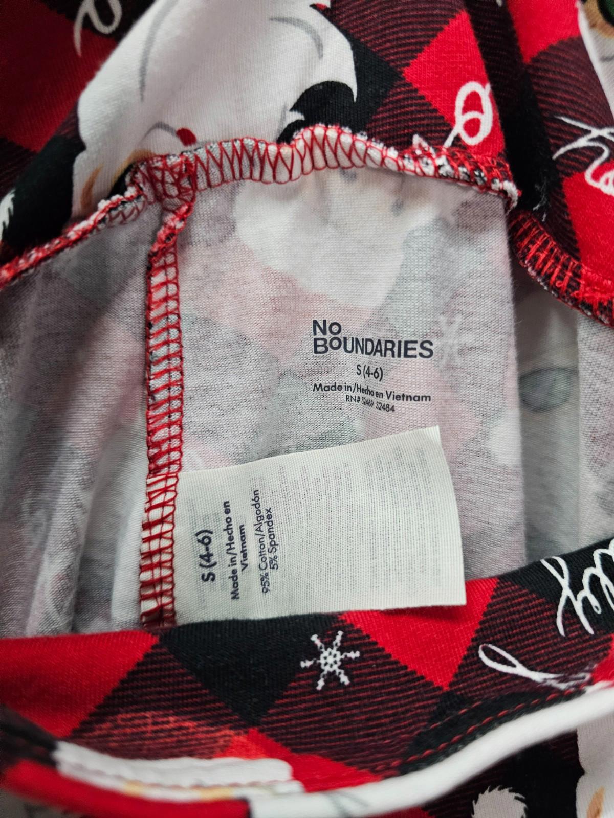 No Boundaries Women’s Christmas Leggings Red Buffalo Plaid Santa Print Size S