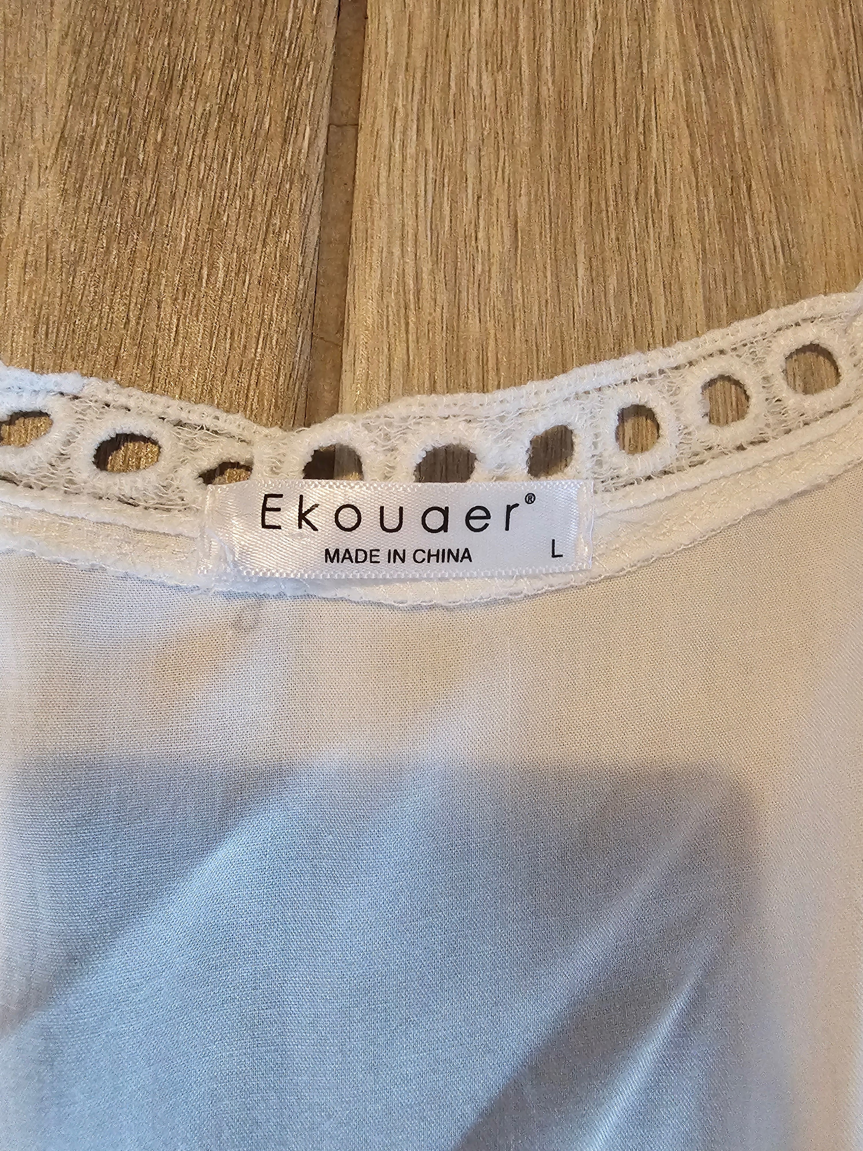 Ekouaer White Boho Lace Midi Cover-up – Size Large