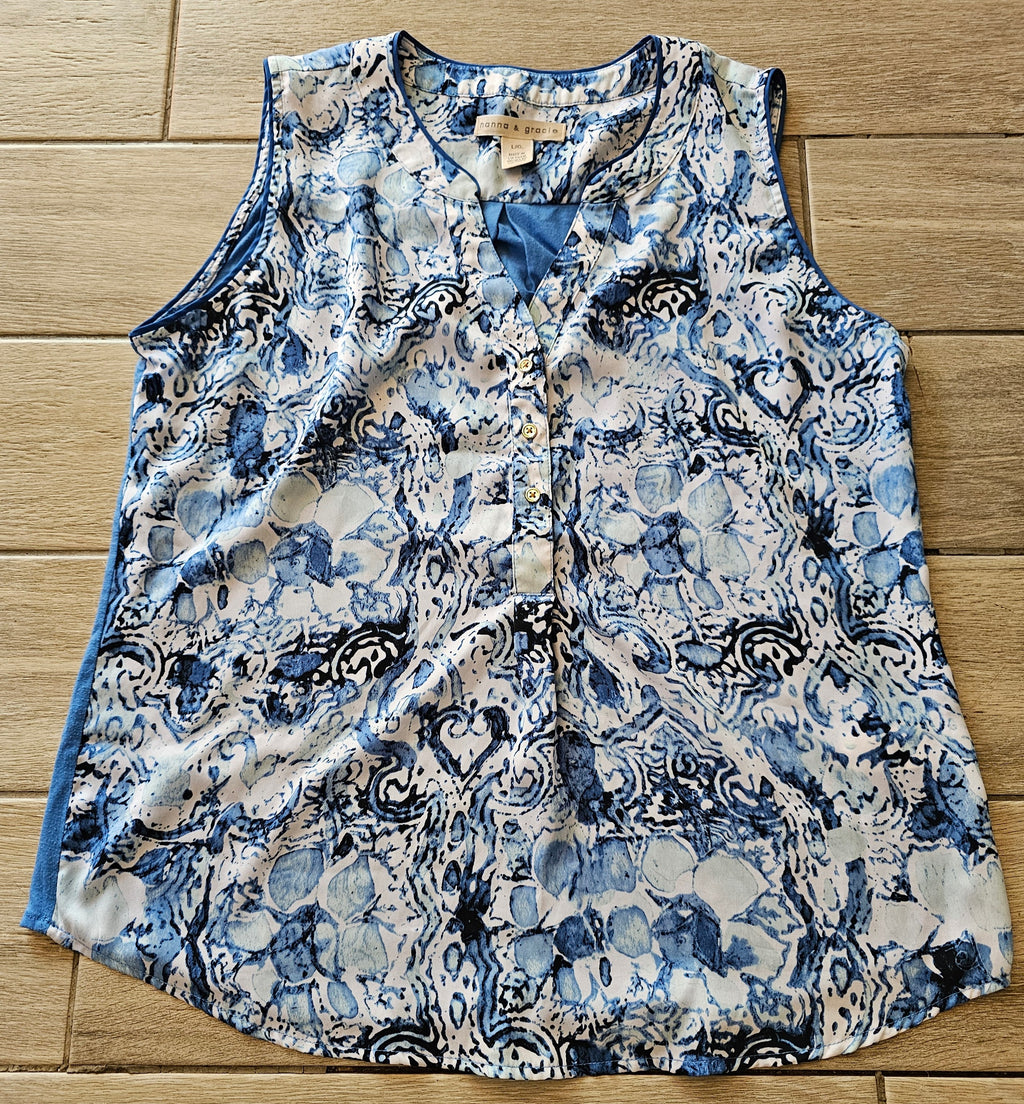 Hanna & Gracie Sleeveless Blouse – Blue Watercolor Print – Size Large