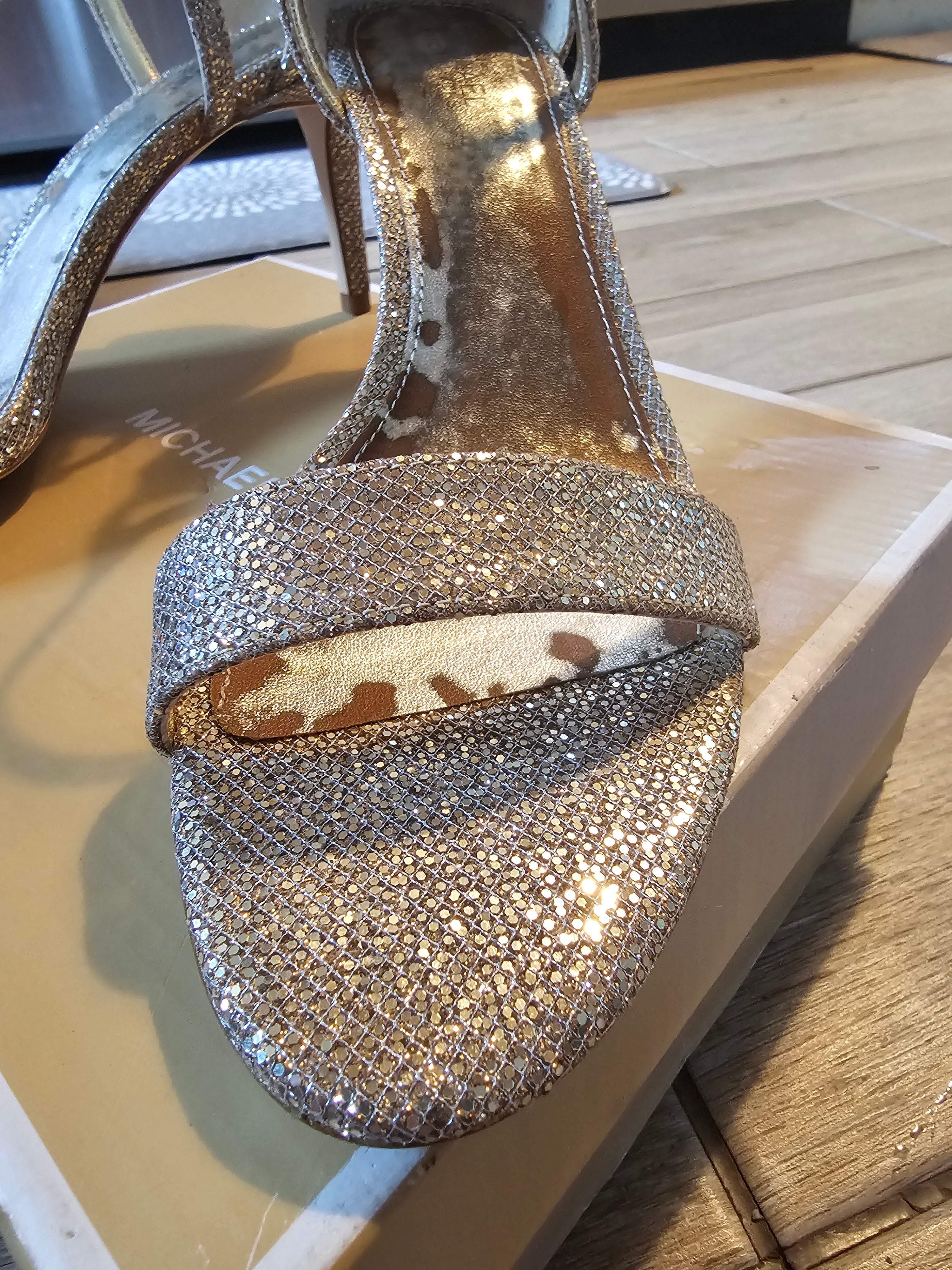 Michael Michael Kors Glitter Strappy Heels – Gold Sparkle – Size 8M