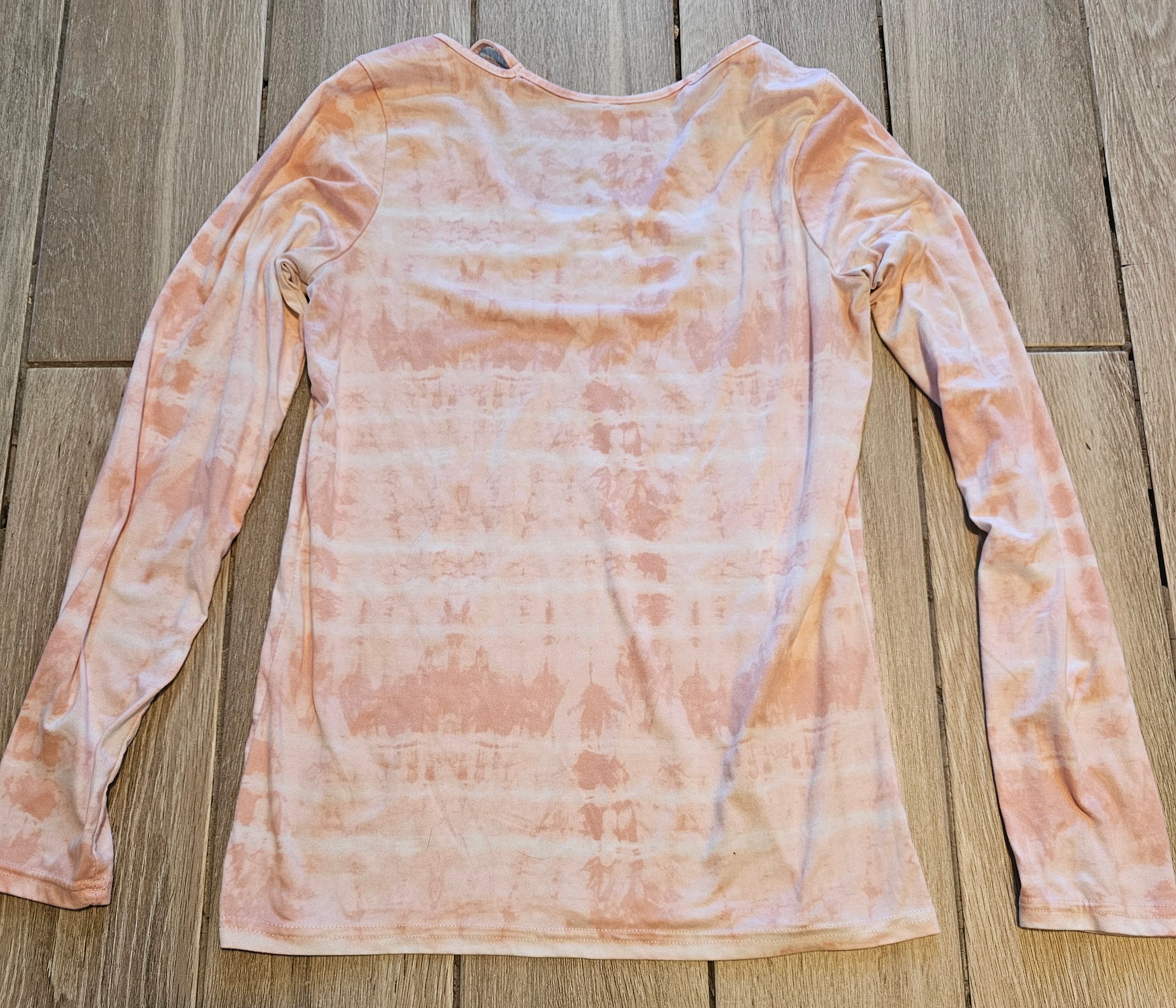 Poof! Tie-Dye Long Sleeve Top – Peach & White – Size Medium