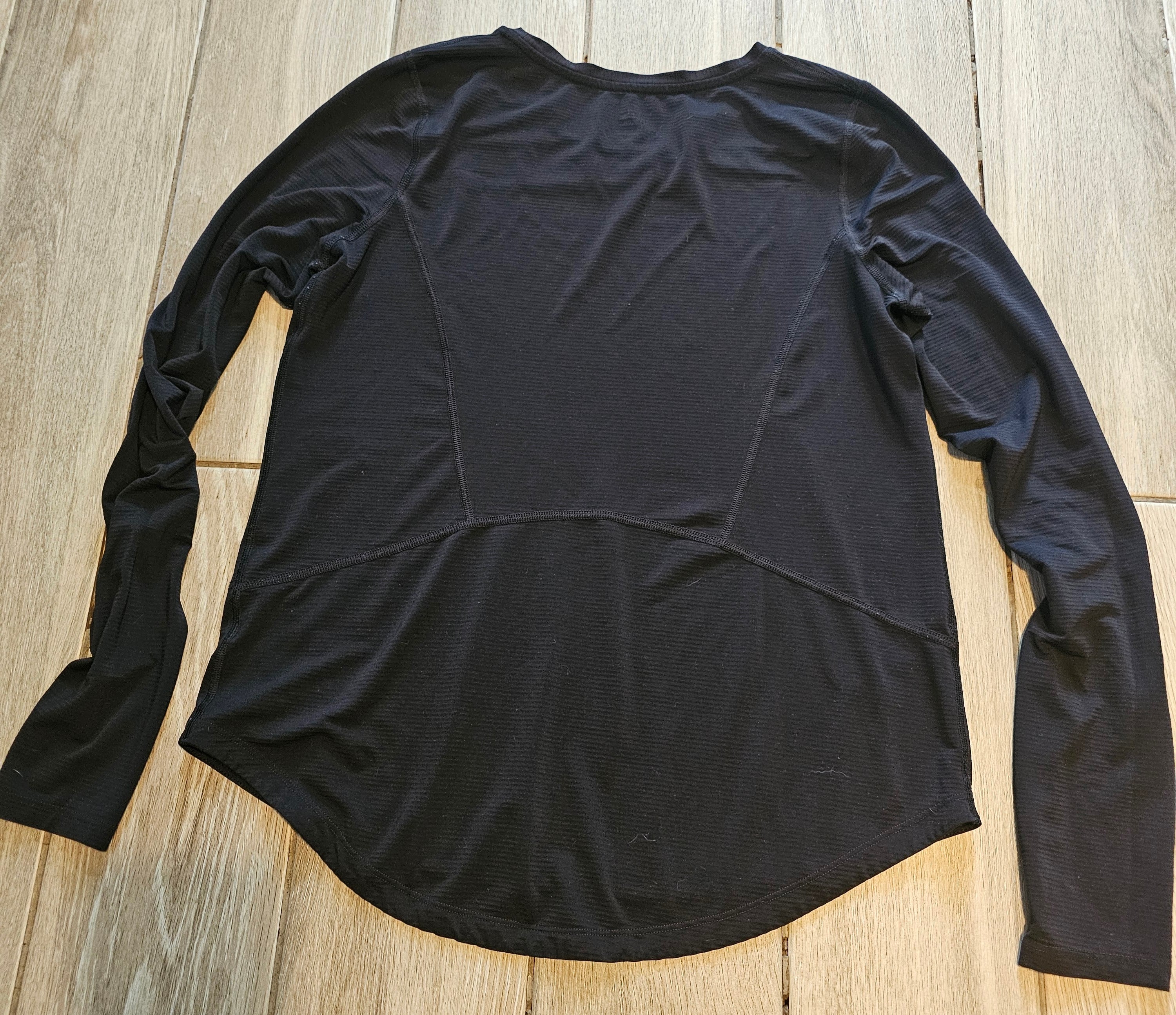 Tek Gear Dri-Tek Long Sleeve Performance Top – Black – Size Medium
