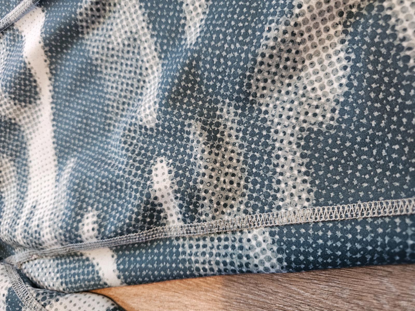 Xersion Camo Print Quick-Dri 7/8 Ankle Leggings Medium Green Gray