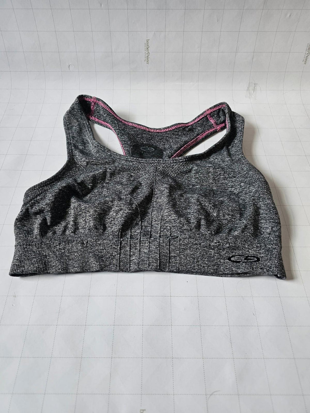Champion Seamless Sports Bra M Gray Pink Racerback Medium Support