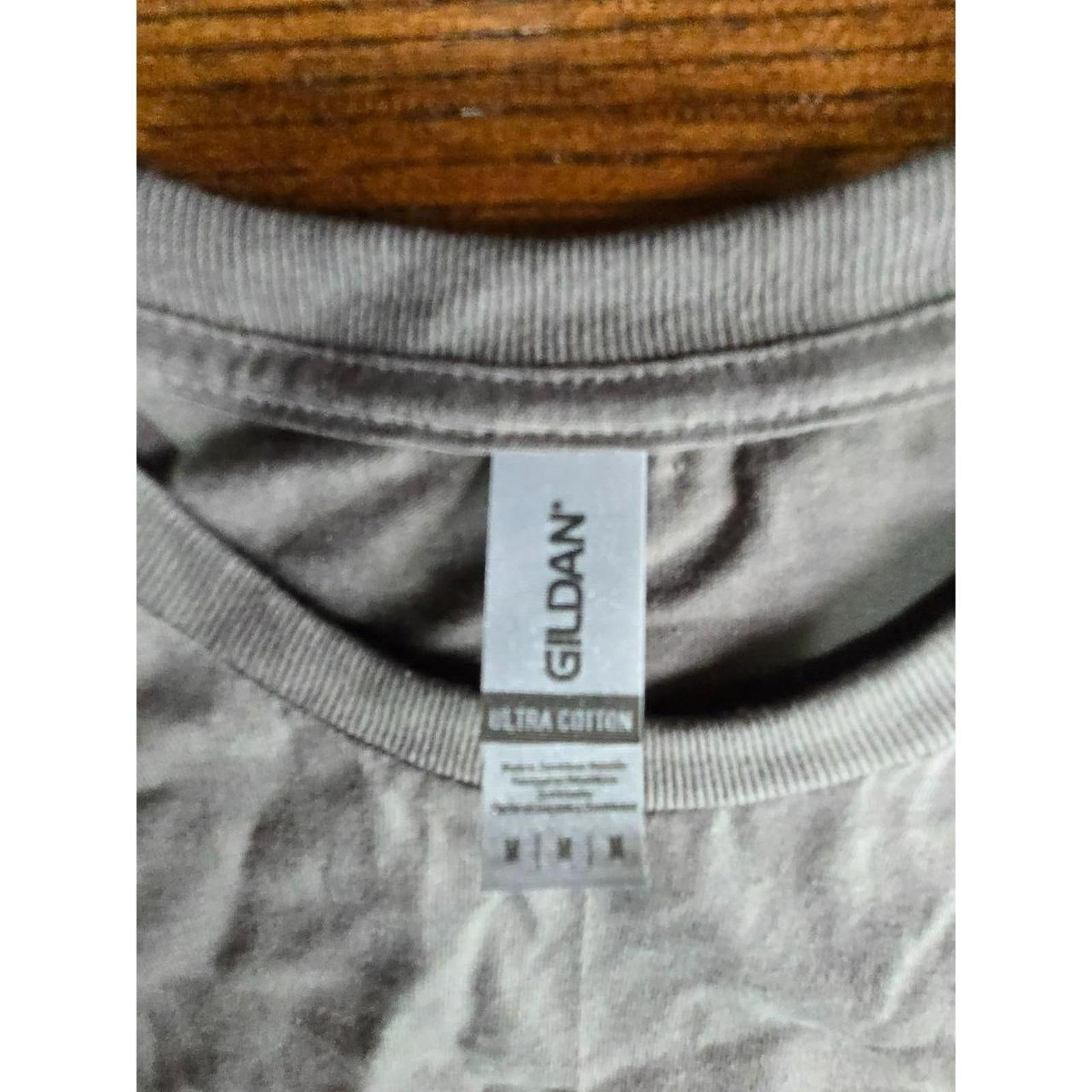 NEW Gildan Ultra Cotton Gray Mens T Shirt Size M Soft Blank Tee