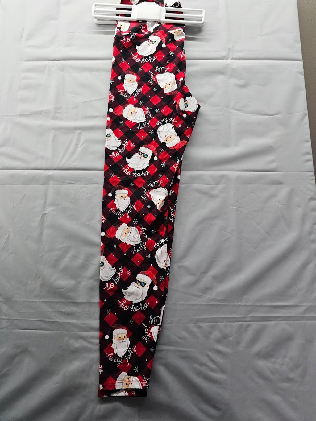 No Boundaries Women’s Christmas Leggings Red Buffalo Plaid Santa Print Size S