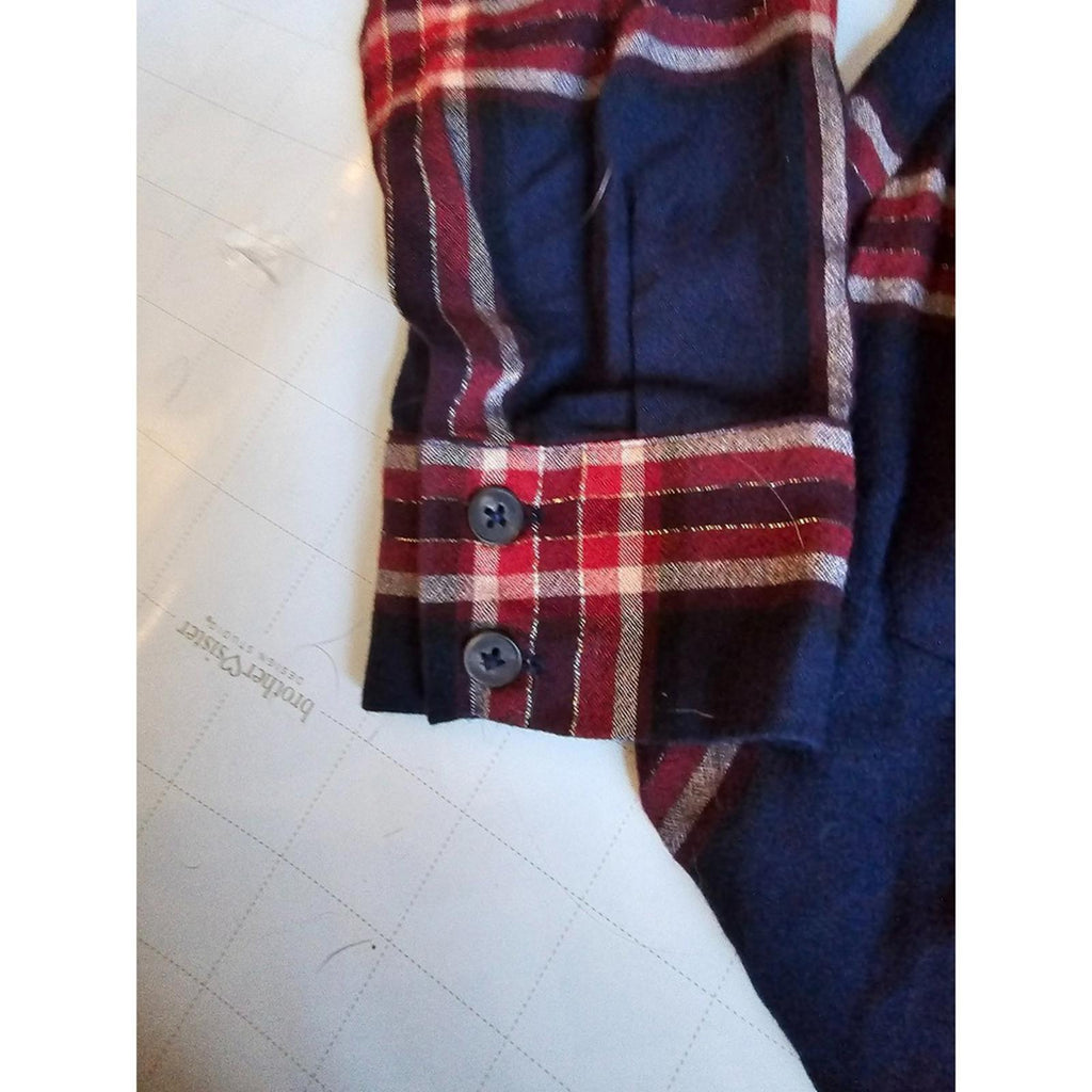 LUSH Women's Plaid Button Down Twist Front Shirt S NWT