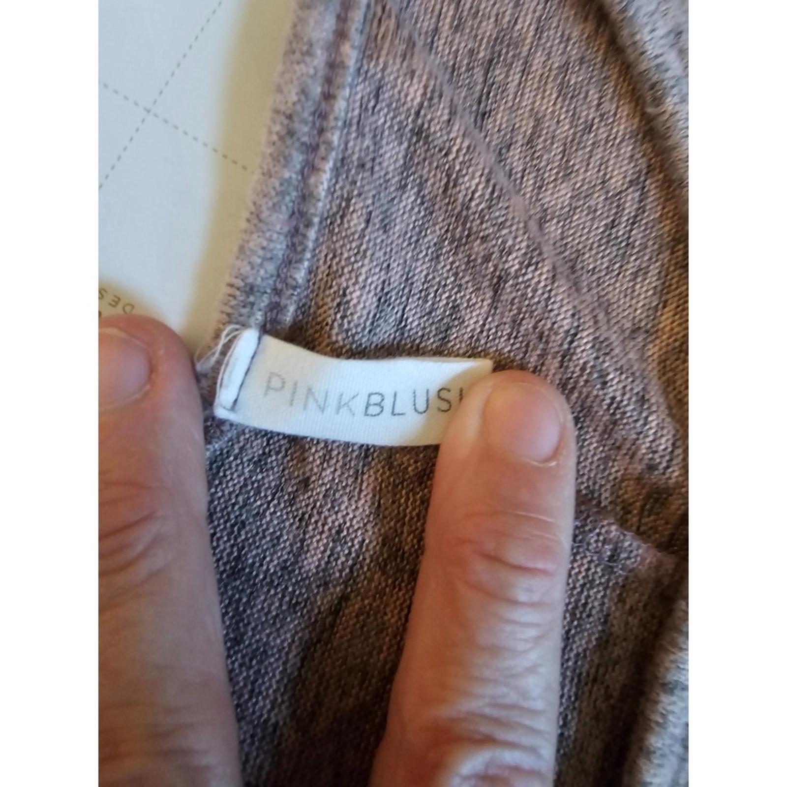 PinkBlush Women's Gray Lace Hem Tunic Top Size M