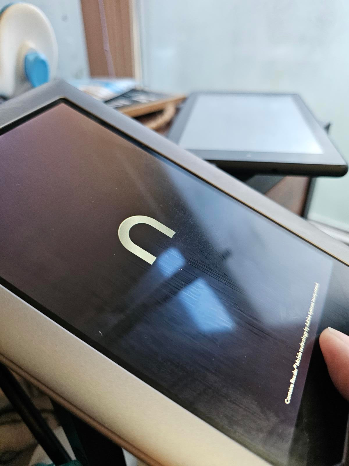 Barnes & Noble Nook Tablet Model BNTV250A Silver Flickers On Won’t Stay Powered