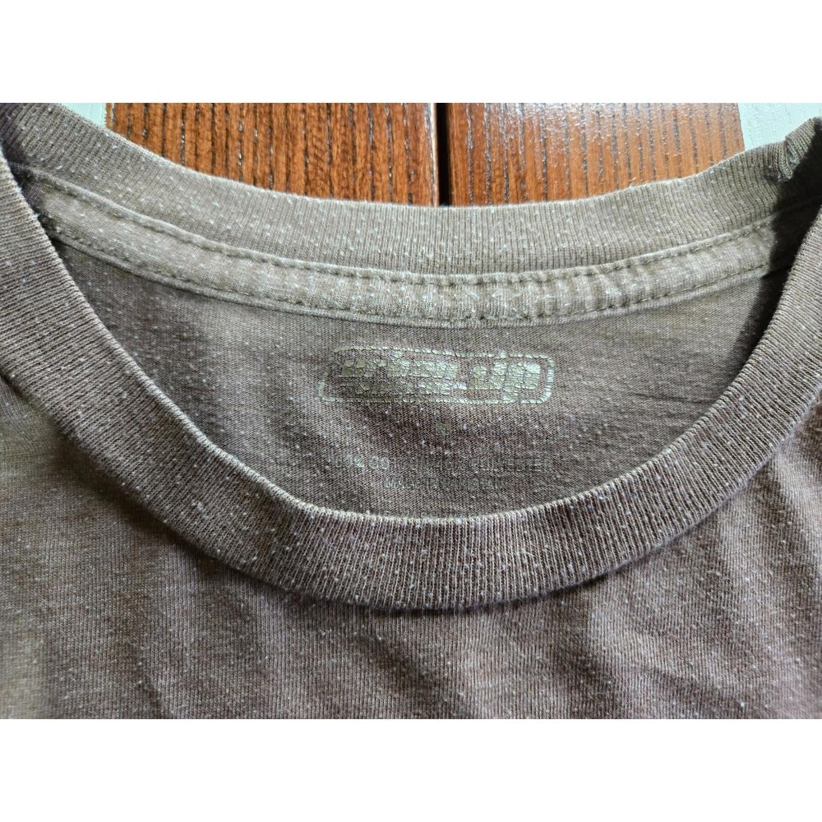 Brown Classic Men's T-Shirt - The Everyday Hero