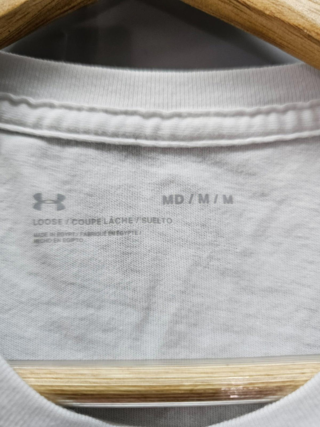 Under Armour White T-Shirt Men's Medium Neon Pink Logo Loose Fit Cotton