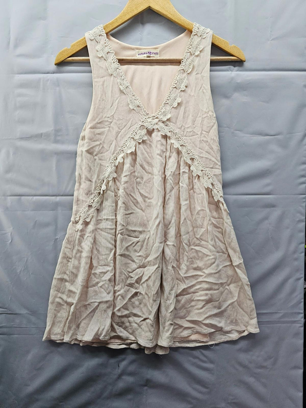 Altar’d State Cream Lace Trim Tank Top Small Flowy Boho Layering Shirt