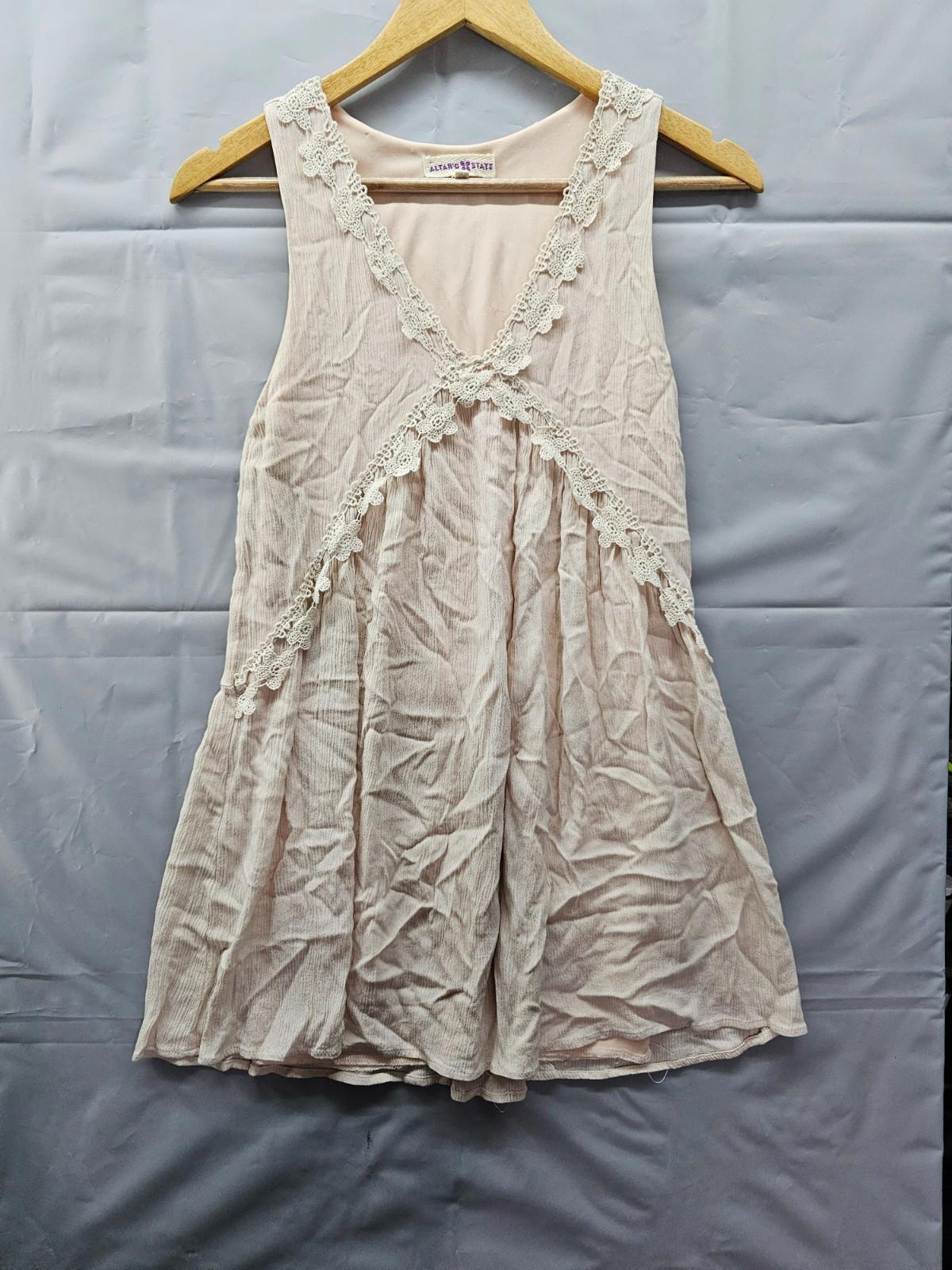 Altar’d State Cream Lace Trim Tank Top Small Flowy Boho Layering Shirt