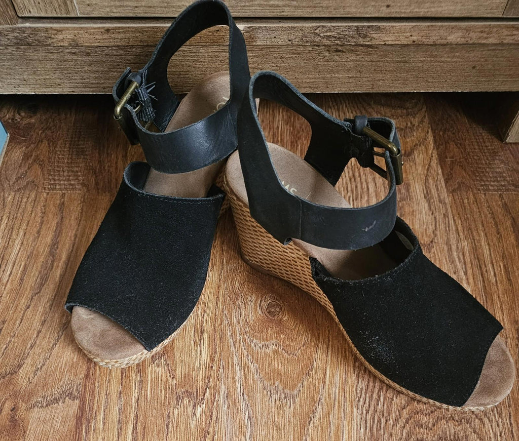 TOMS Womens Tropez Wedge Sandals Black Suede Leather Size 6.5