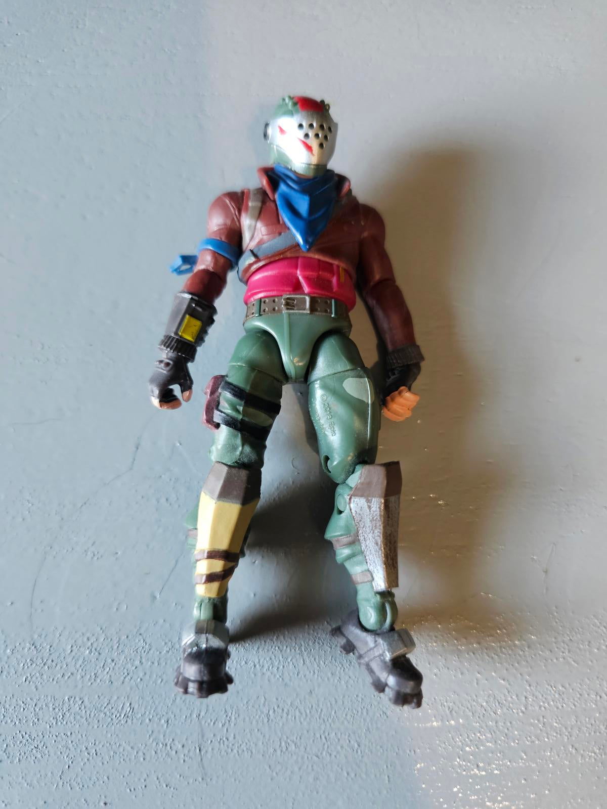 Fortnite Raptor Action Figure – Masked Mayhem Legend – 6" Jazwares Series