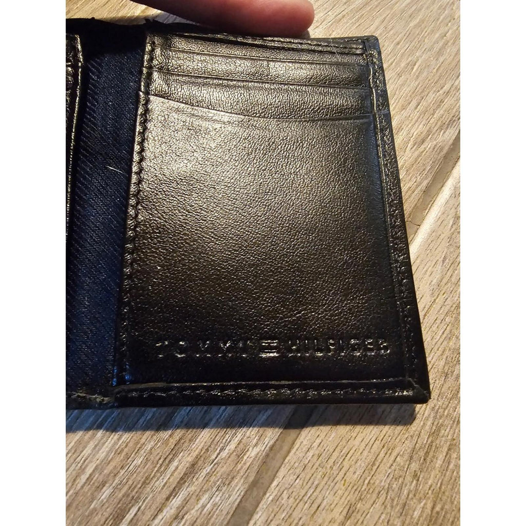Tommy Hilfiger Black Leather Men's Wallet - Classic and Handsome
