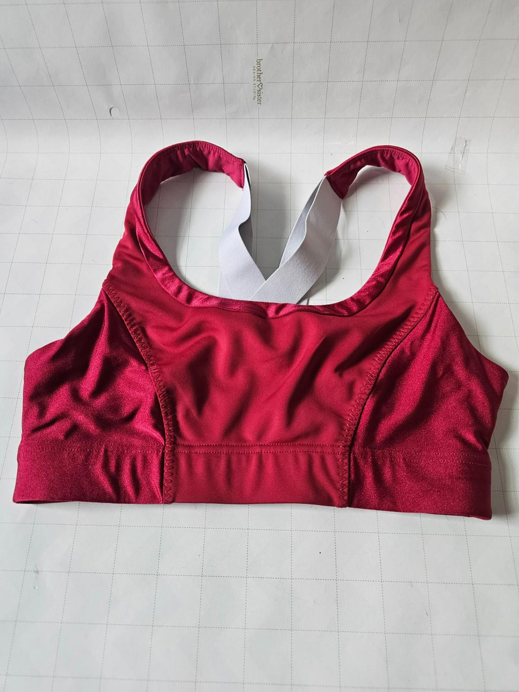 C9 Champion Sports Bra M Red Metallic Silver Crossback Straps