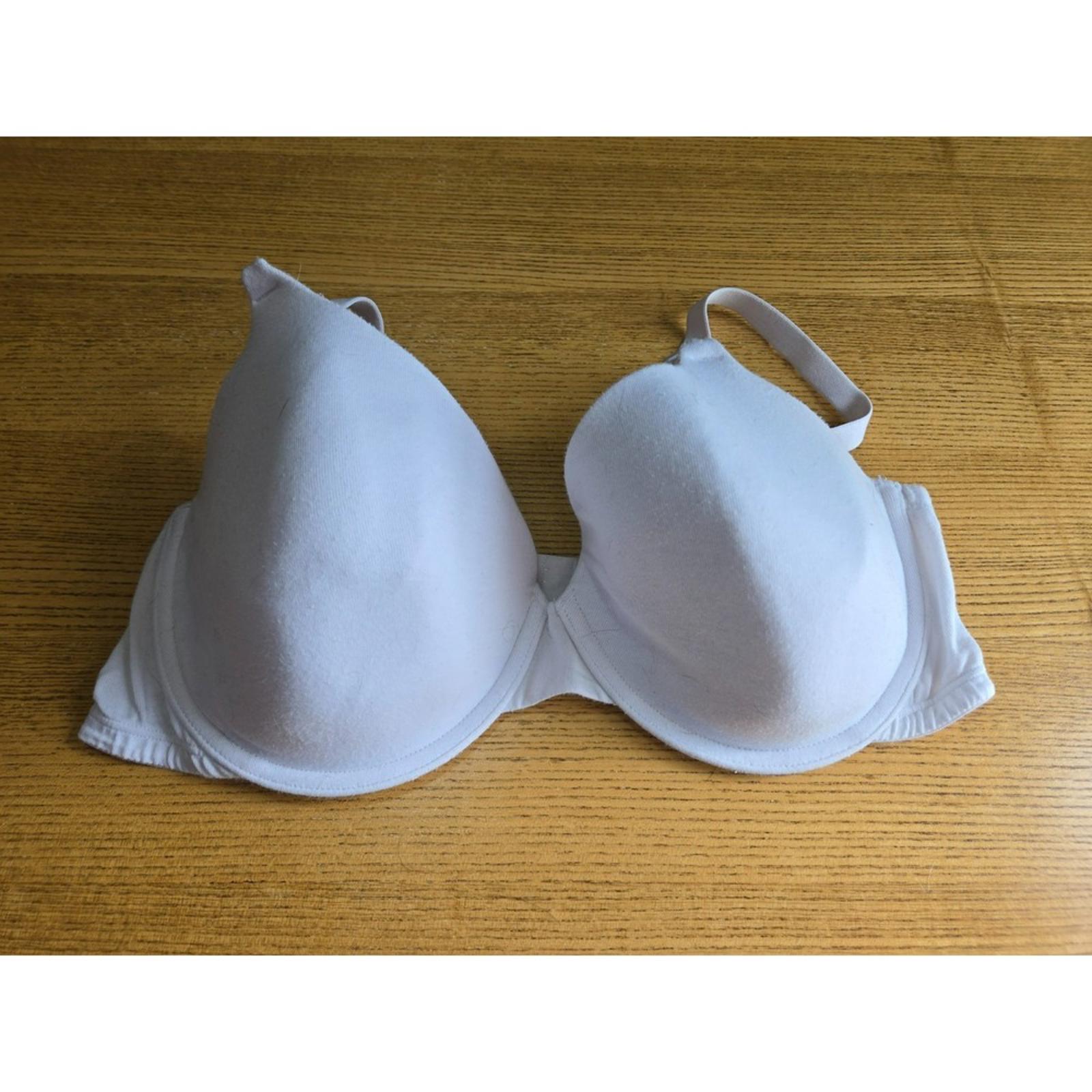 Fruit of the Loom 38DD Comfy Cotton TShirt Bra Lightly Worn white