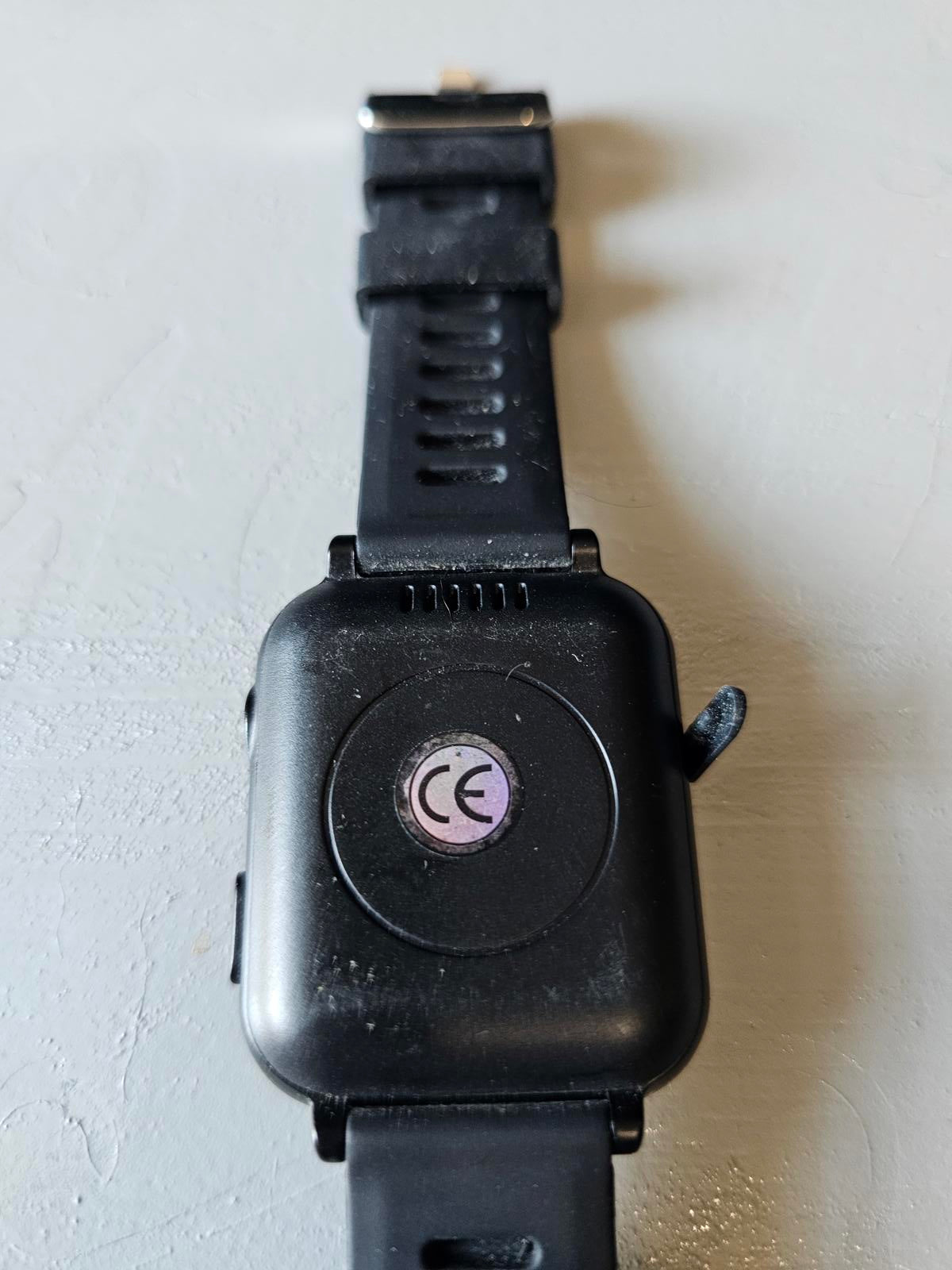 Black Bluetooth Smartwatch Powers On Fitness Tracker Style Preowned