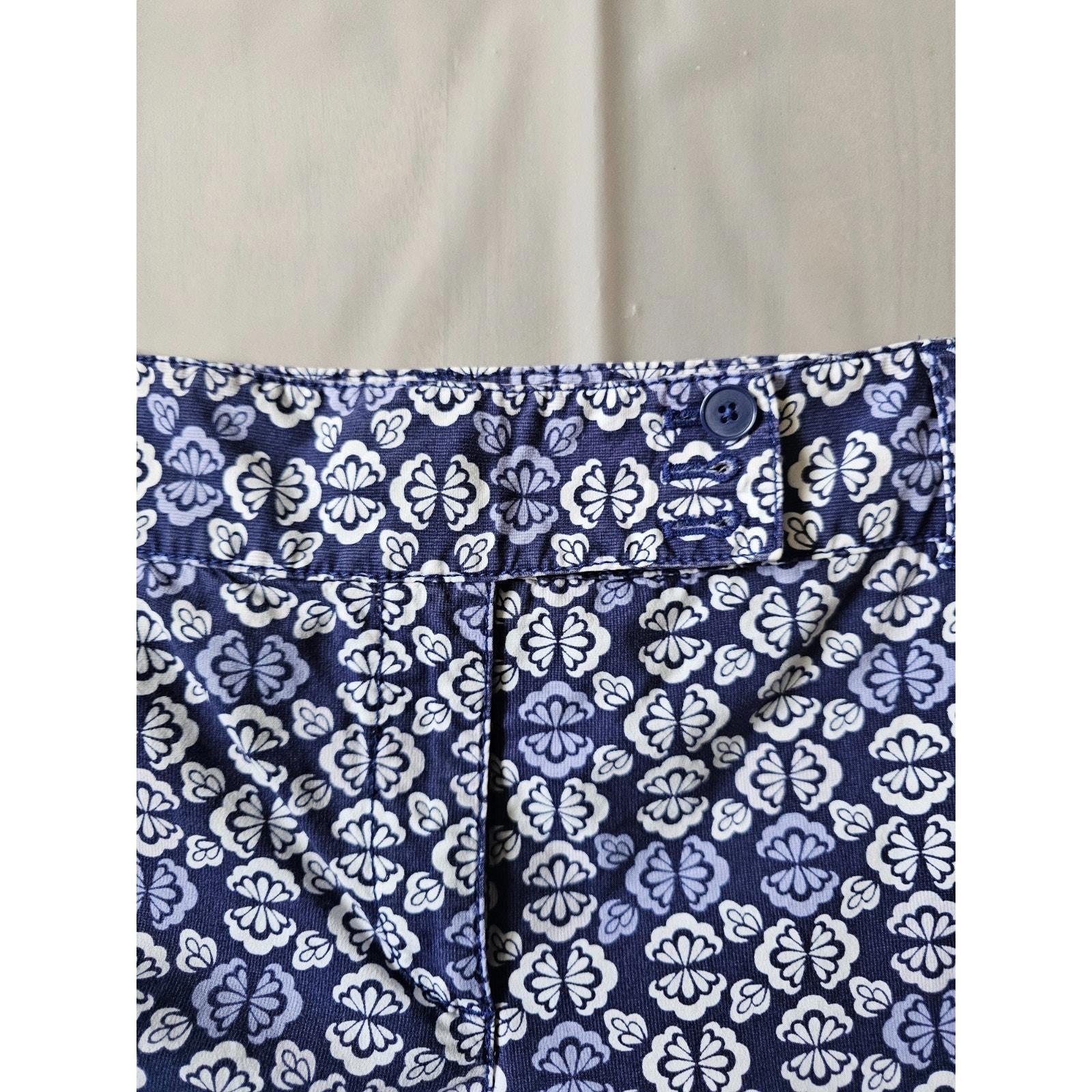 Ann Taylor LOFT Blue Floral Capri Pants 14 Cropped Button Tab Mid Rise