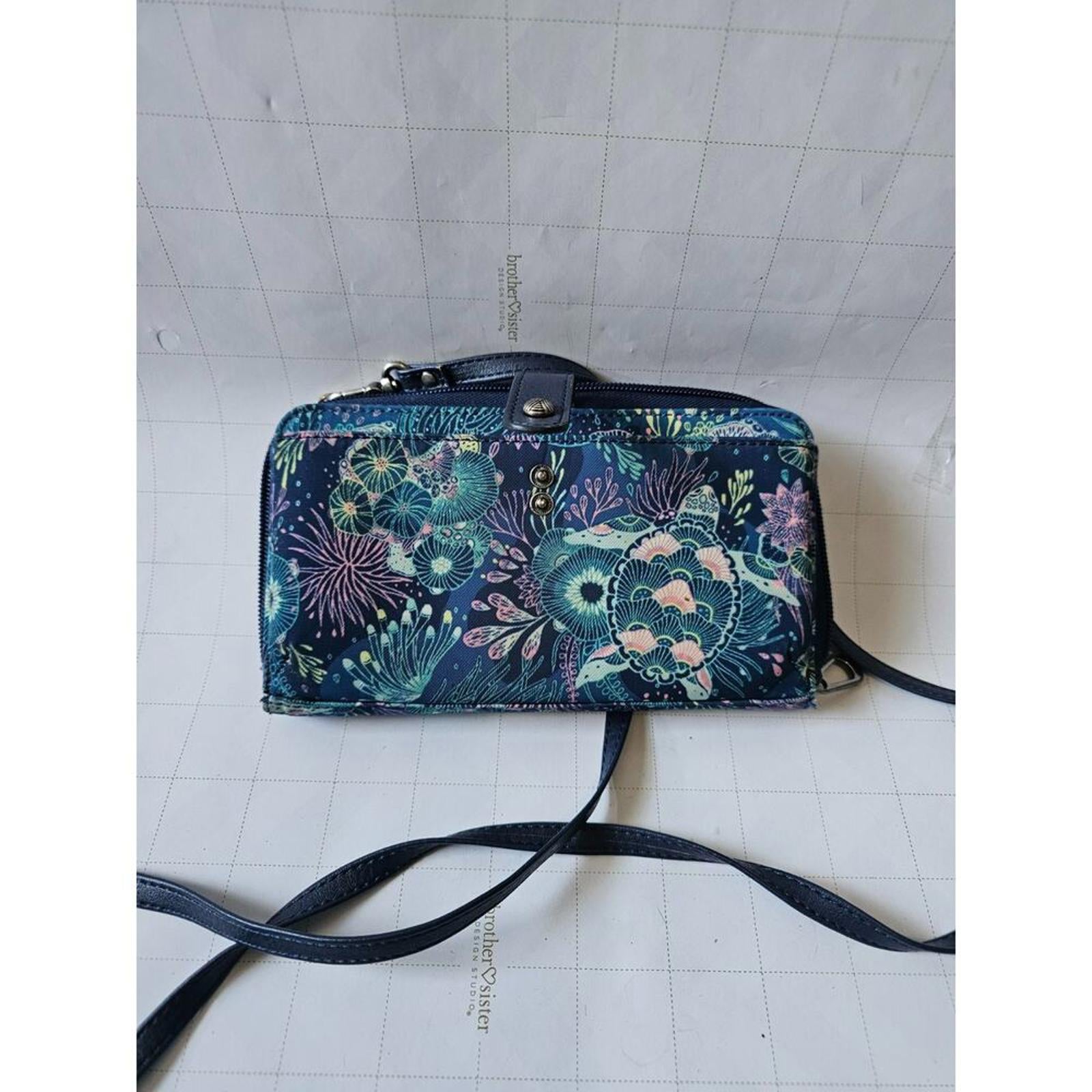 Sakroots Crossbody Bag - Floral Fun on the Go!