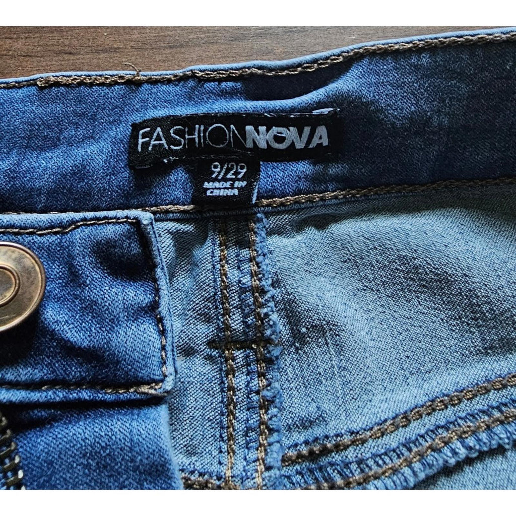 Fashion Nova Medium Wash Skinny Jeans 9 29 Distressed Mid Rise