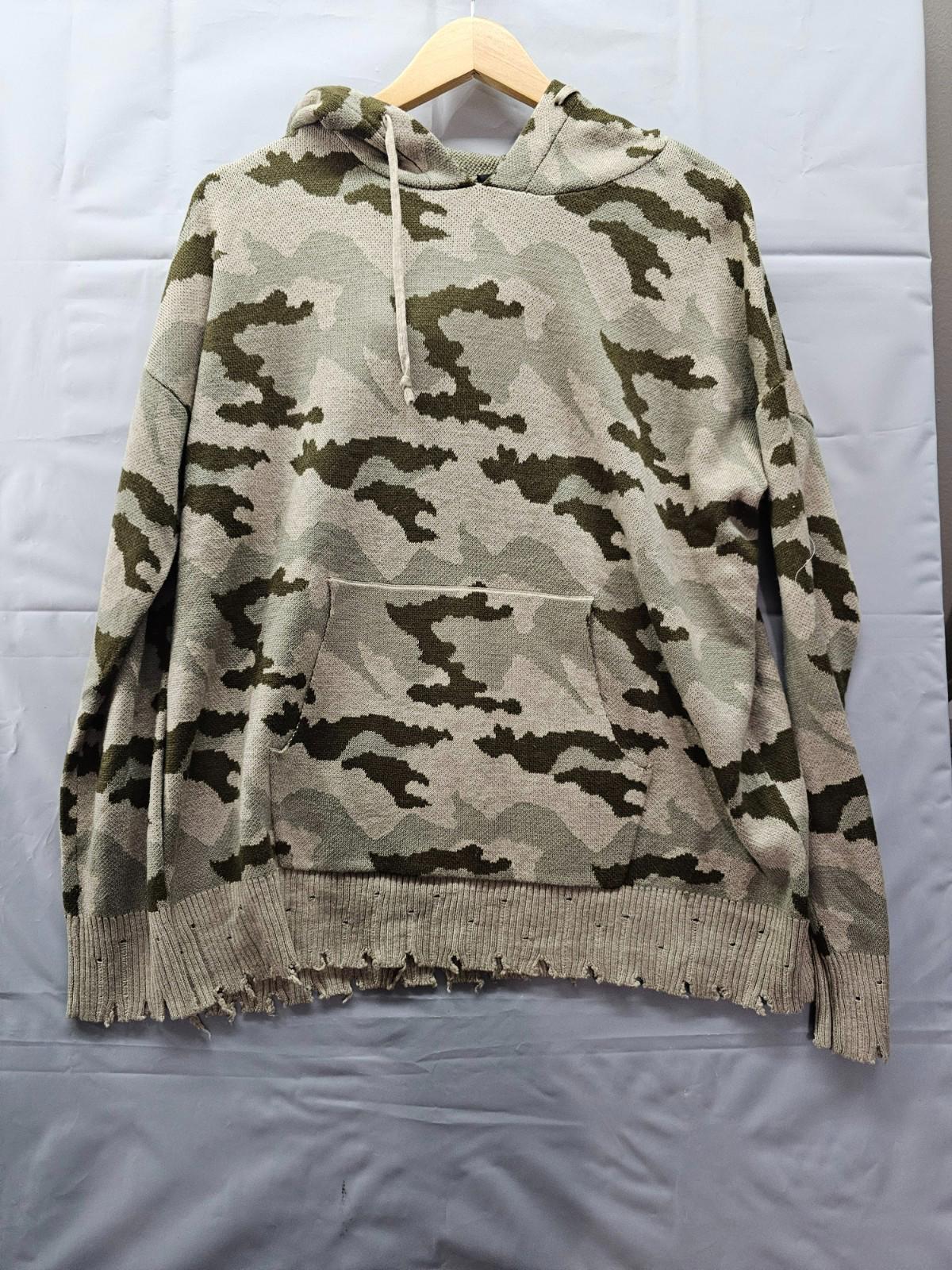 Fate Camo Distressed Knit Hoodie Sweater Medium Slouchy Grunge Boho Pullover