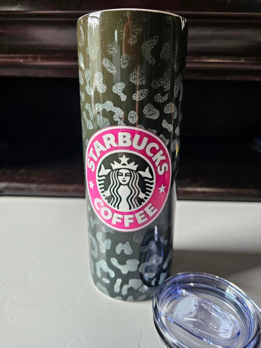 Custom 20oz Starbucks-Inspired Tumbler – Pink Logo & Leopard Print