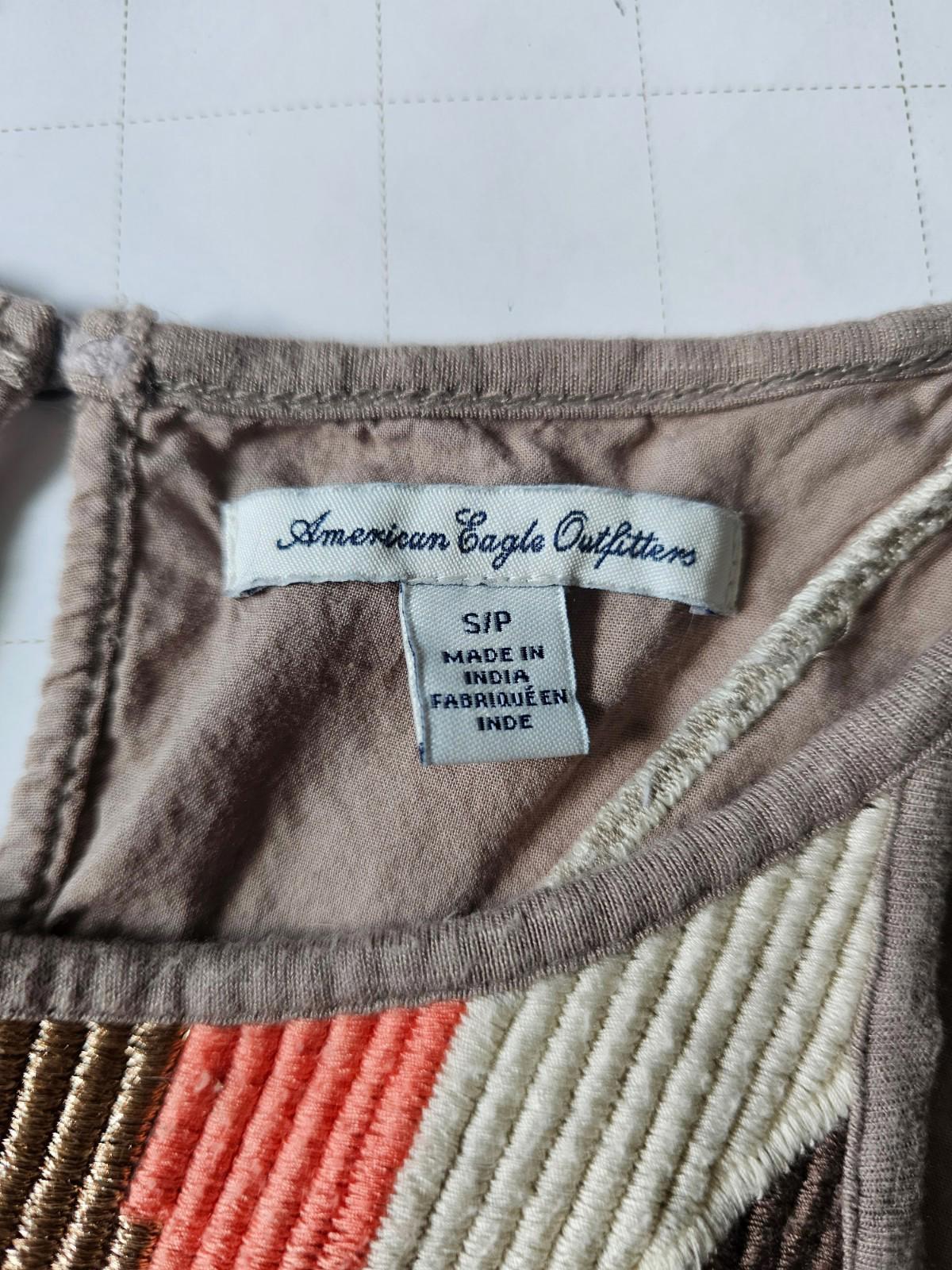 American Eagle Women's Embroidered Tank Top Size Small