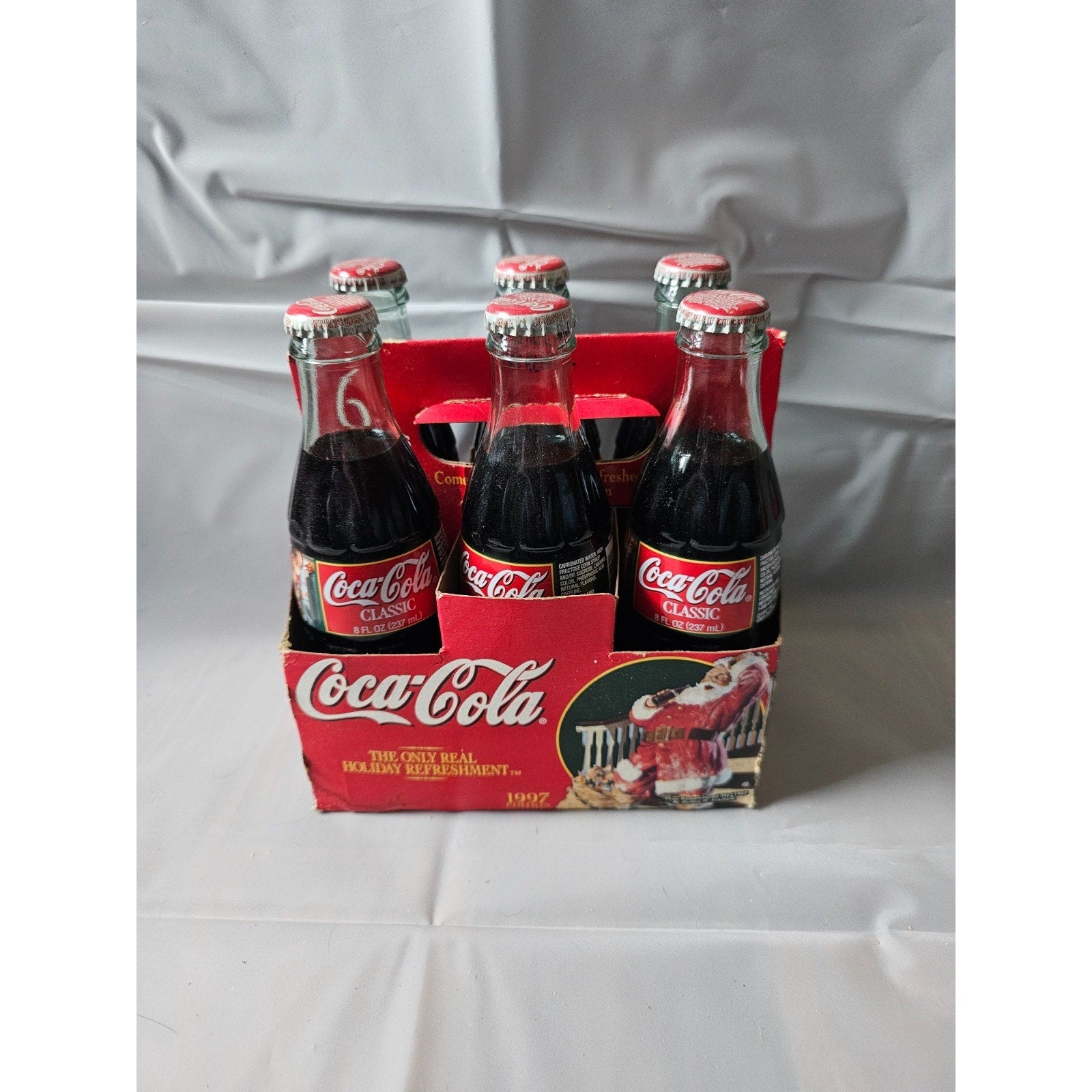 1997 Coca-Cola Classic, Christmas Edition, 6-pack of 8 oz Glass Bottles Unopened