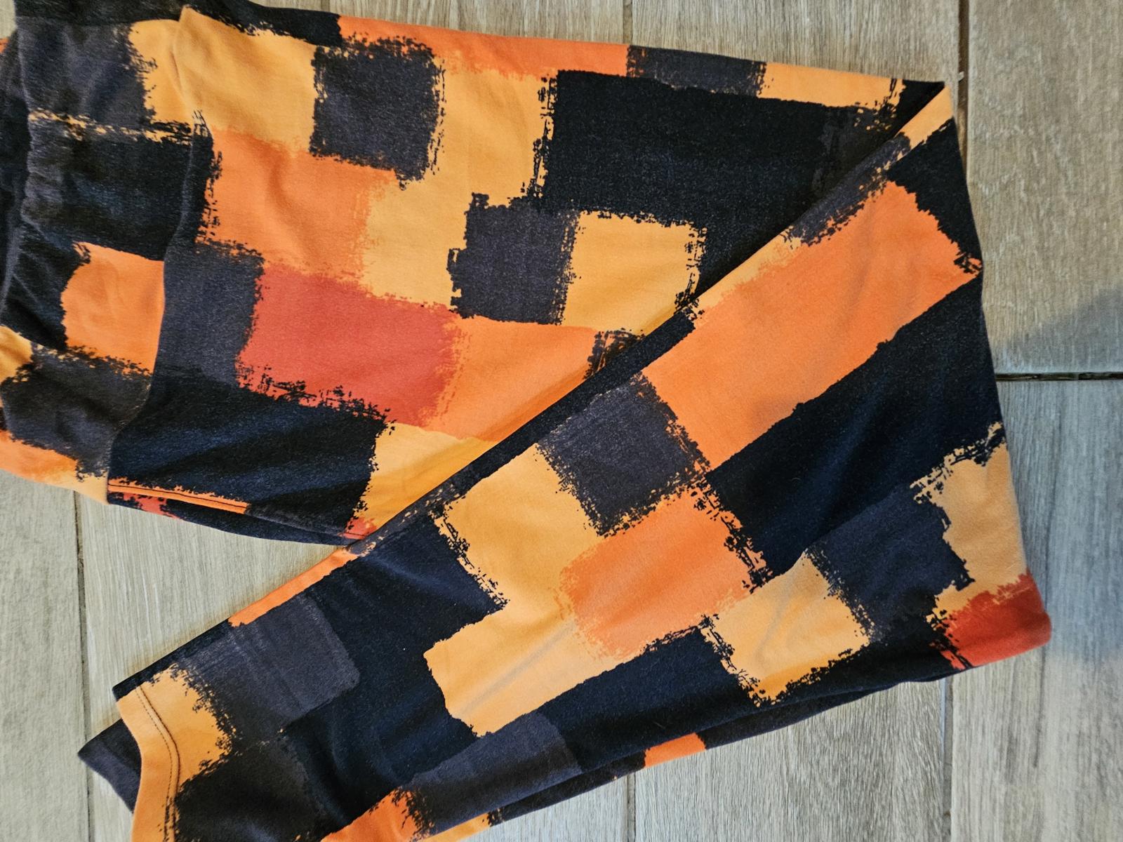 Lularoe TC2 Leggings Orange Black Plaid Brush Print Halloween Colors