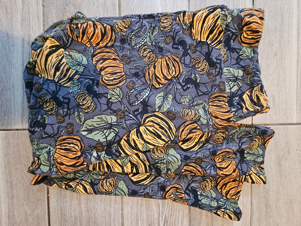 Lularoe TC2 Leggings Halloween Pumpkins Spiders Gray Orange Green