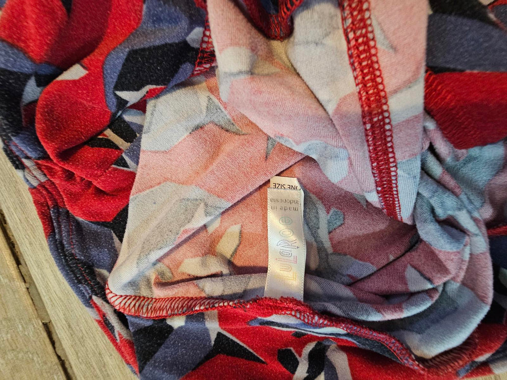 Lularoe OS Leggings Red Killer Whale Print Buttery Soft Orca Ocean Pattern