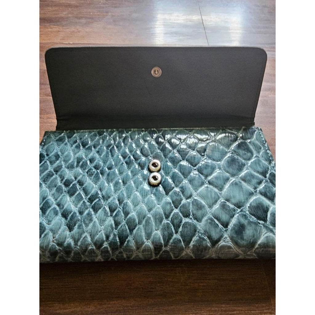 Nicole Miller Blue Snake-Print Wallet - Classy & Sassy!